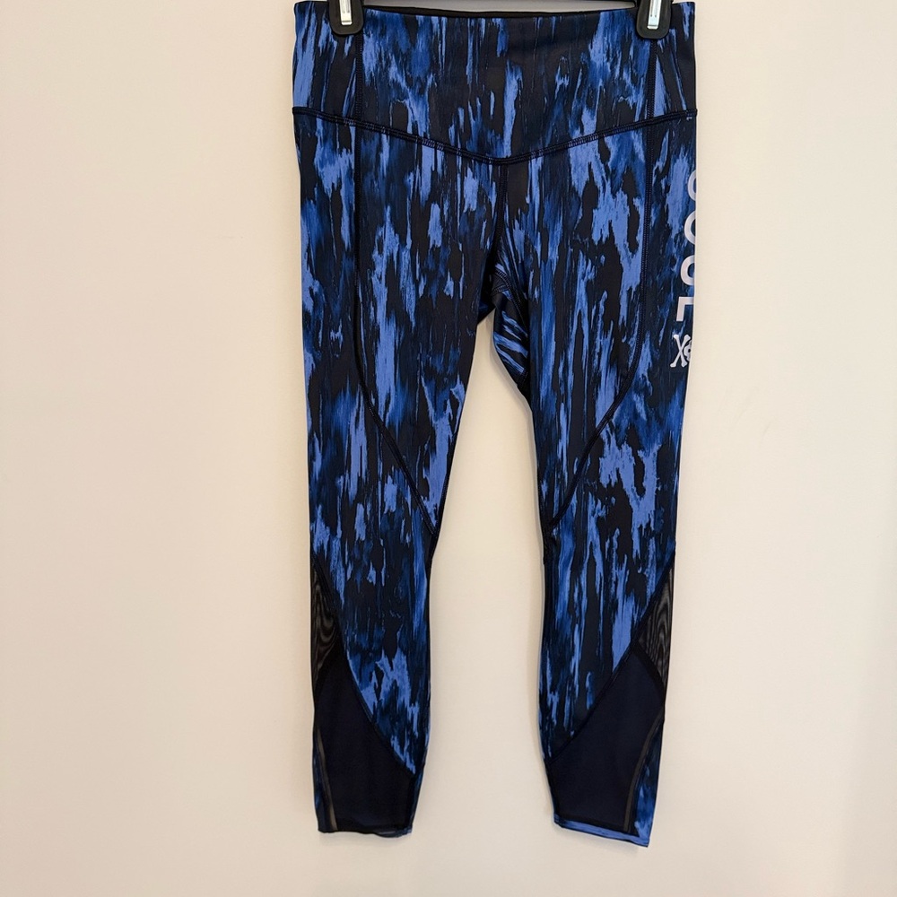 Lulu Lemon for Soul Cycle Blue & Black Patterned Athletic Leggings, size small